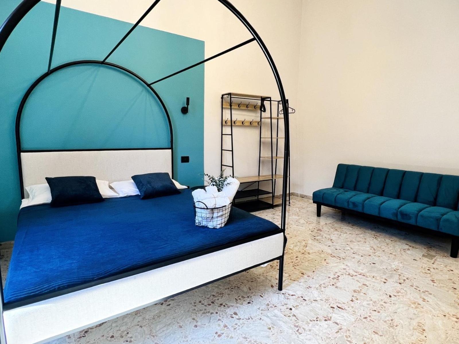 Ferienwohnung Lucky Corner Taranto Exterior foto